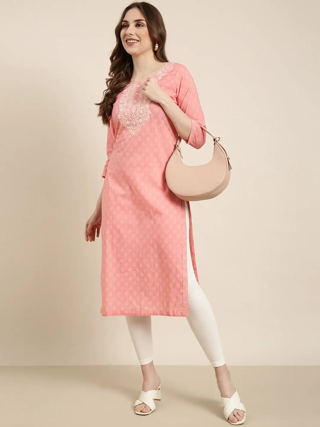 Women's Straight Peach Ethnic Motifs Kurta