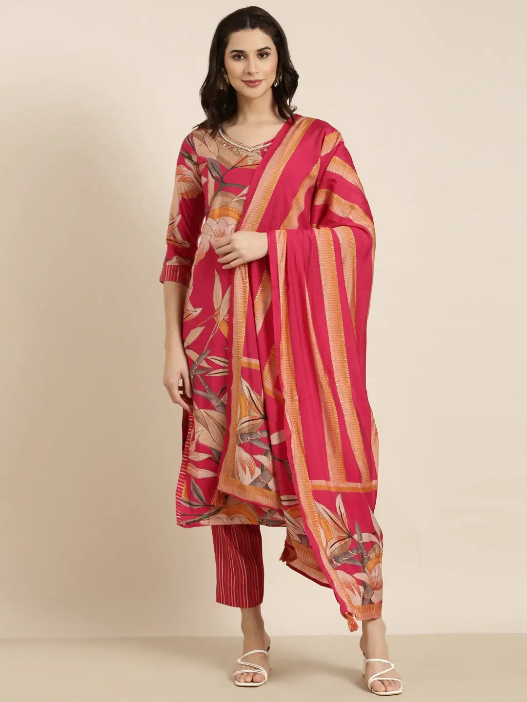 Women's Straight Pink Floral Printed Kurta Sets with Trousers & Dupatta