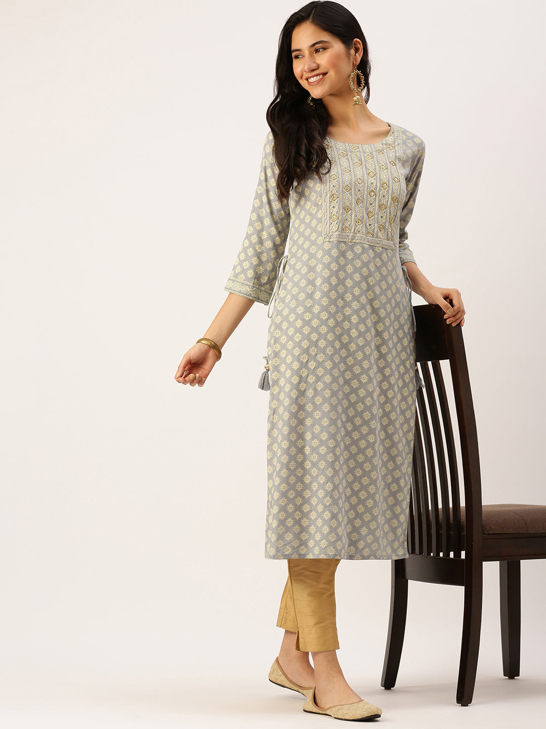 Women's Grey Printed Straight Kurtas