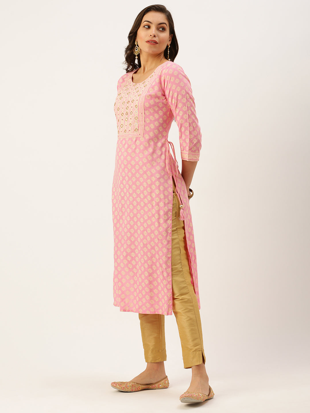 Women's Pink Printed Straight Kurtas