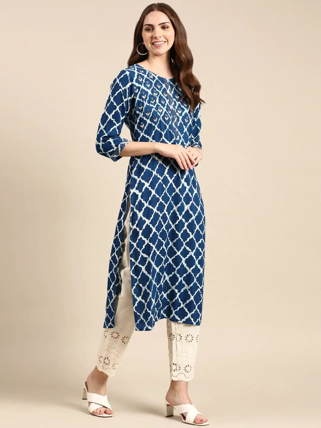 Women's Blue Printed Straight Kurta