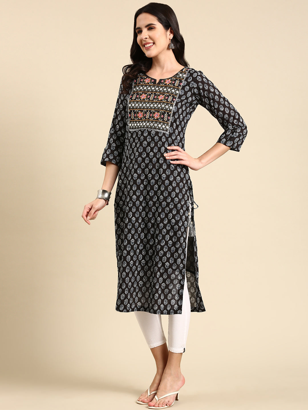 Women's Black Printed Straight Kurta