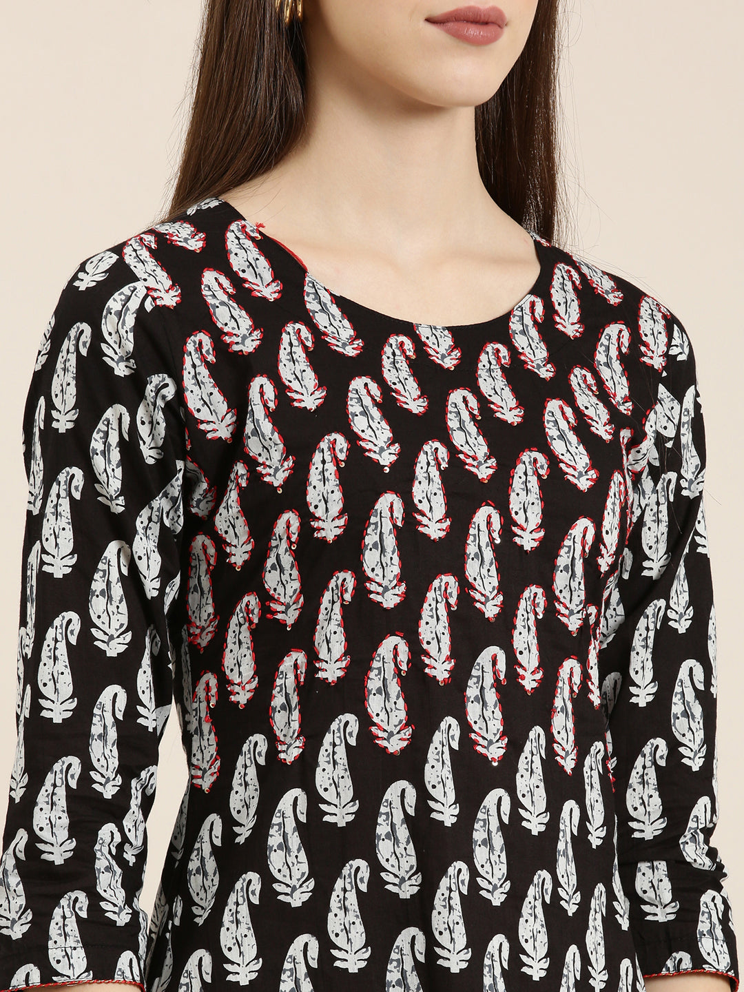 Women Black Printed Straight Kurta