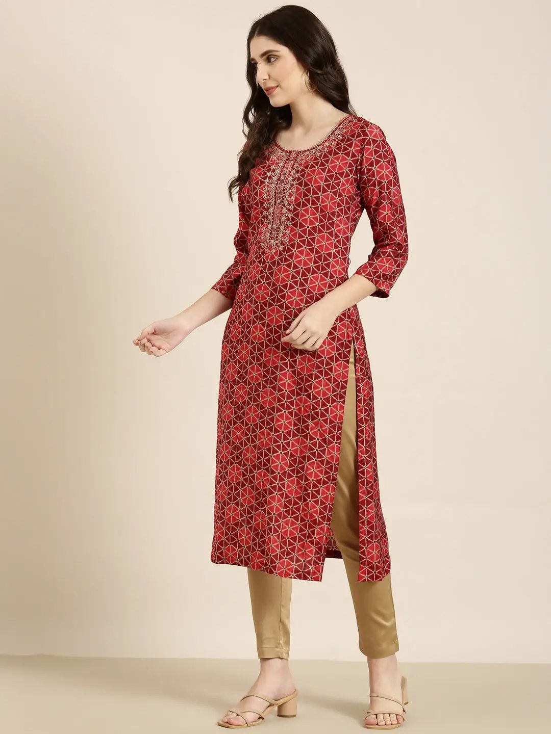 Women's Burgundy Geometrical Straight Kurta