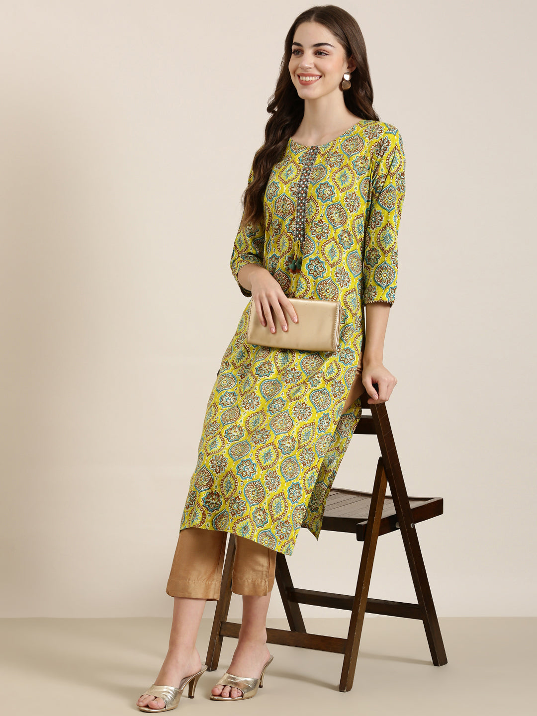 Women Yellow Printed Straight Kurta