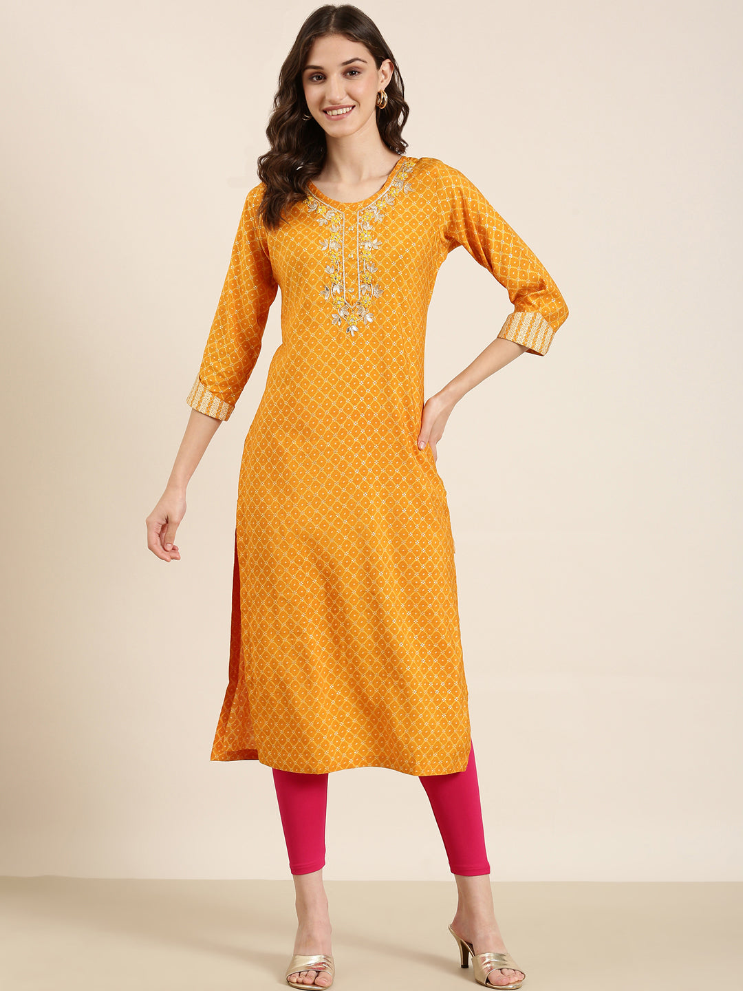 Women Mustard Printed Straight Kurta