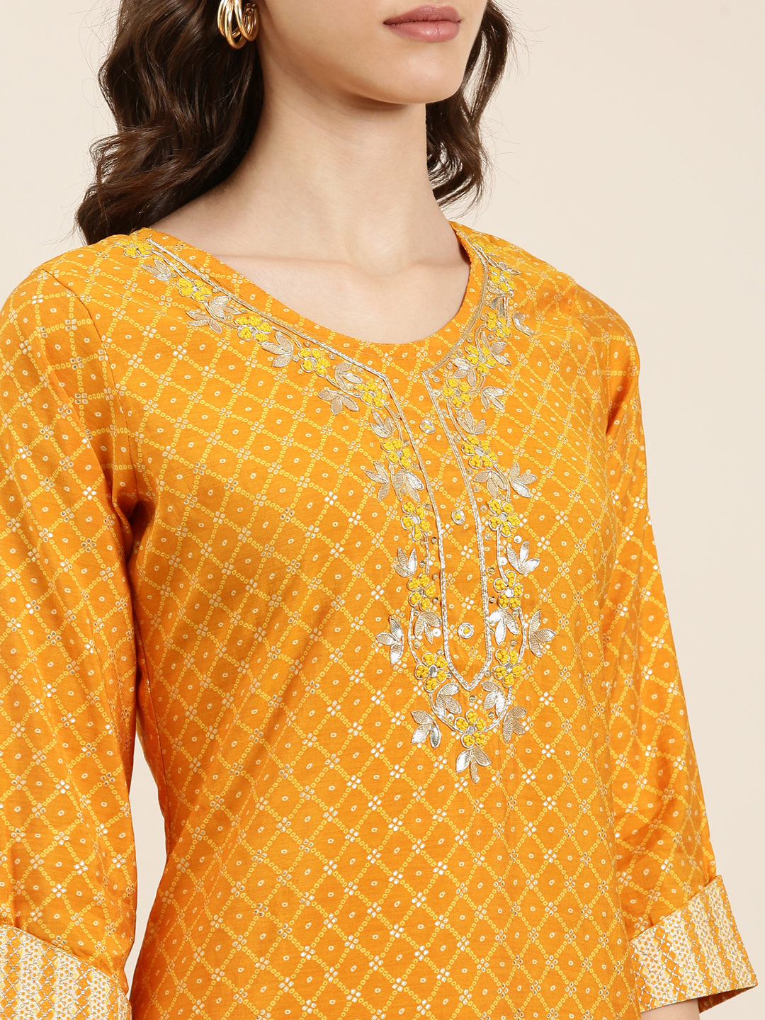 Women Mustard Printed Straight Kurta