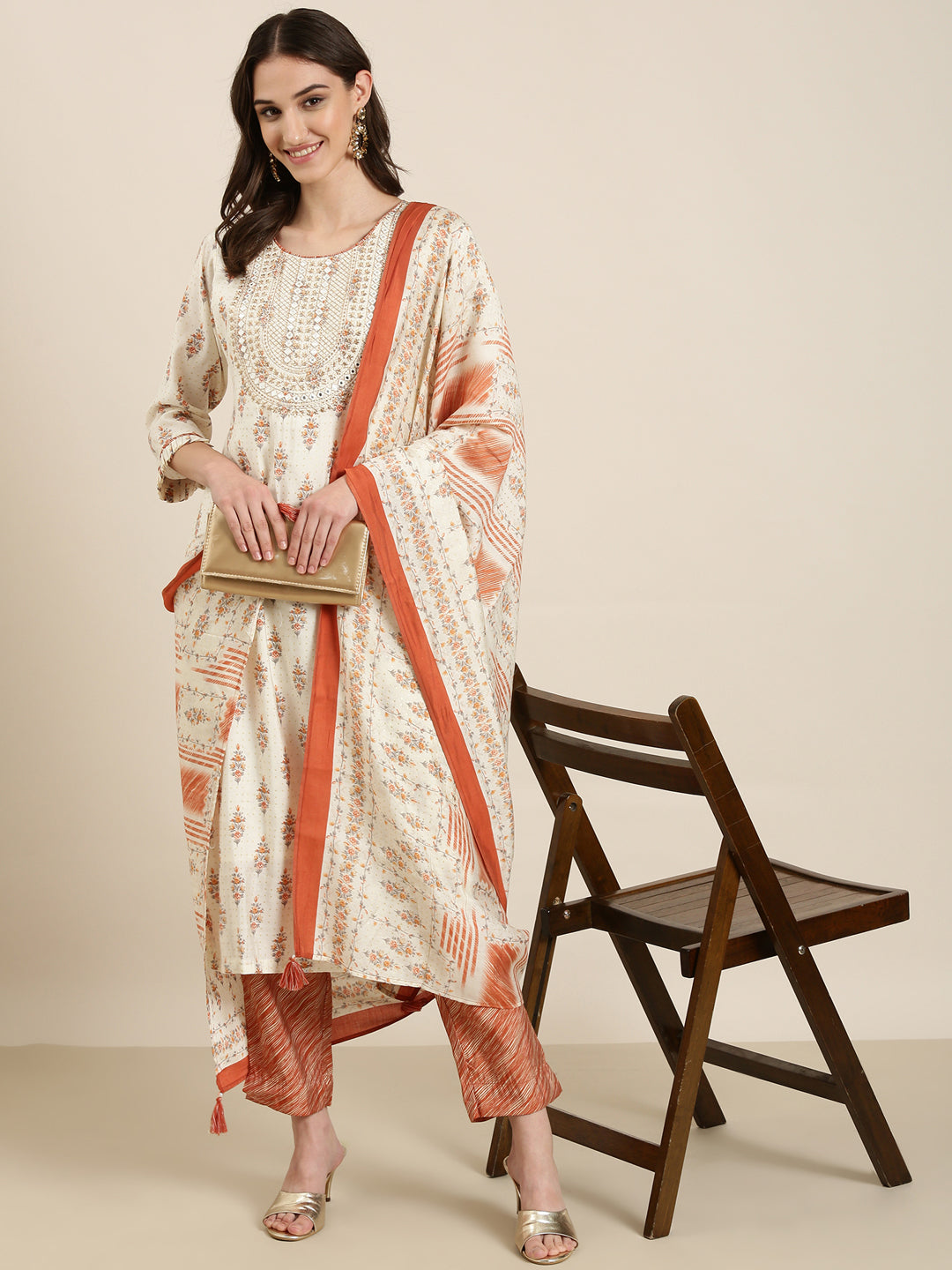 Women Cream Floral Kurta Set