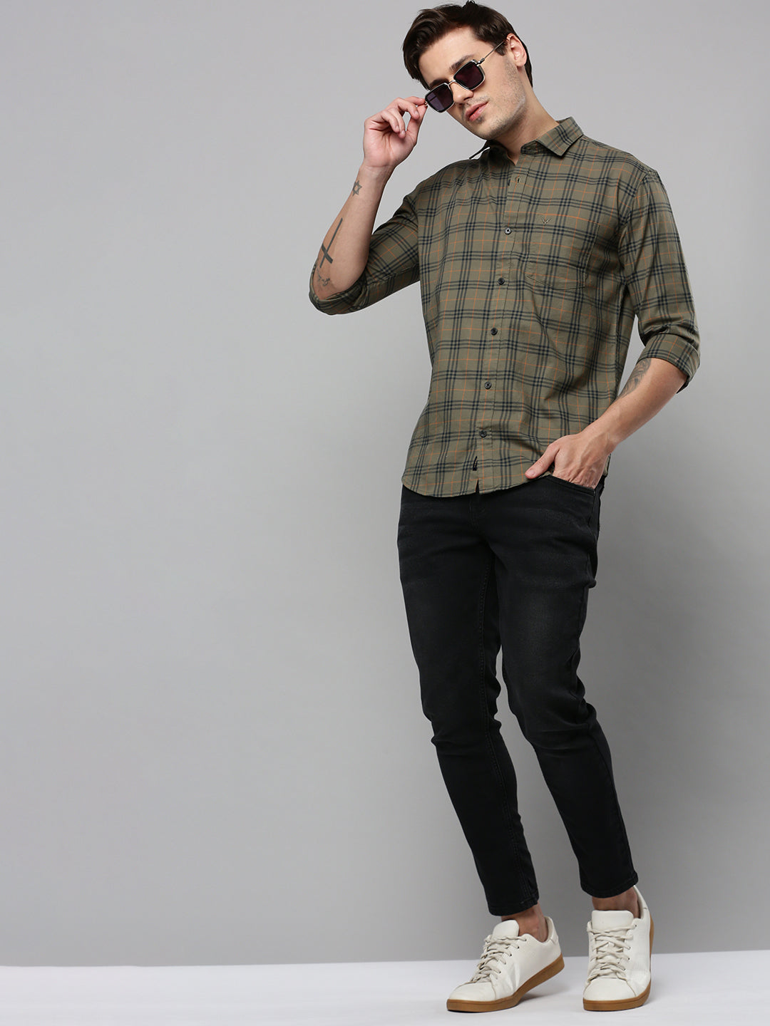 Men Green Checked Casual Shirt