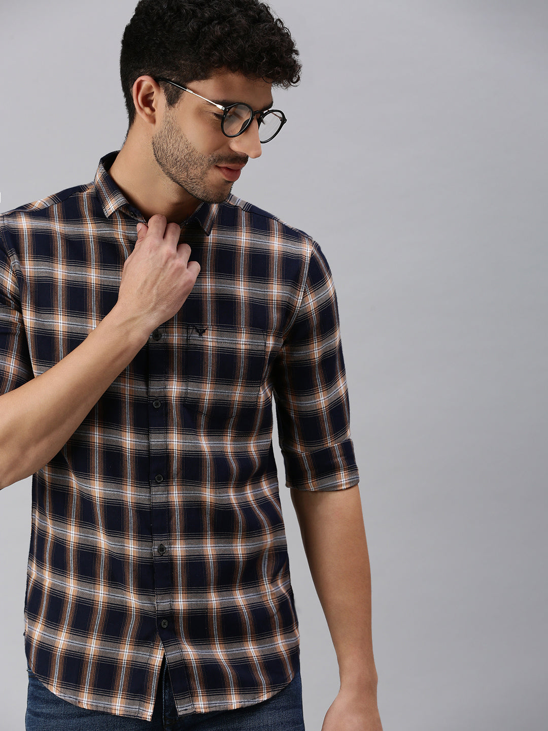 Men Navy Blue Checked Casual Shirt