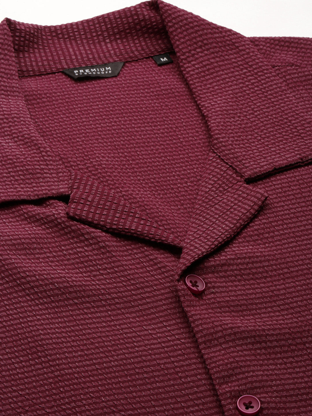 Men's Maroon Solid Casual Shirts