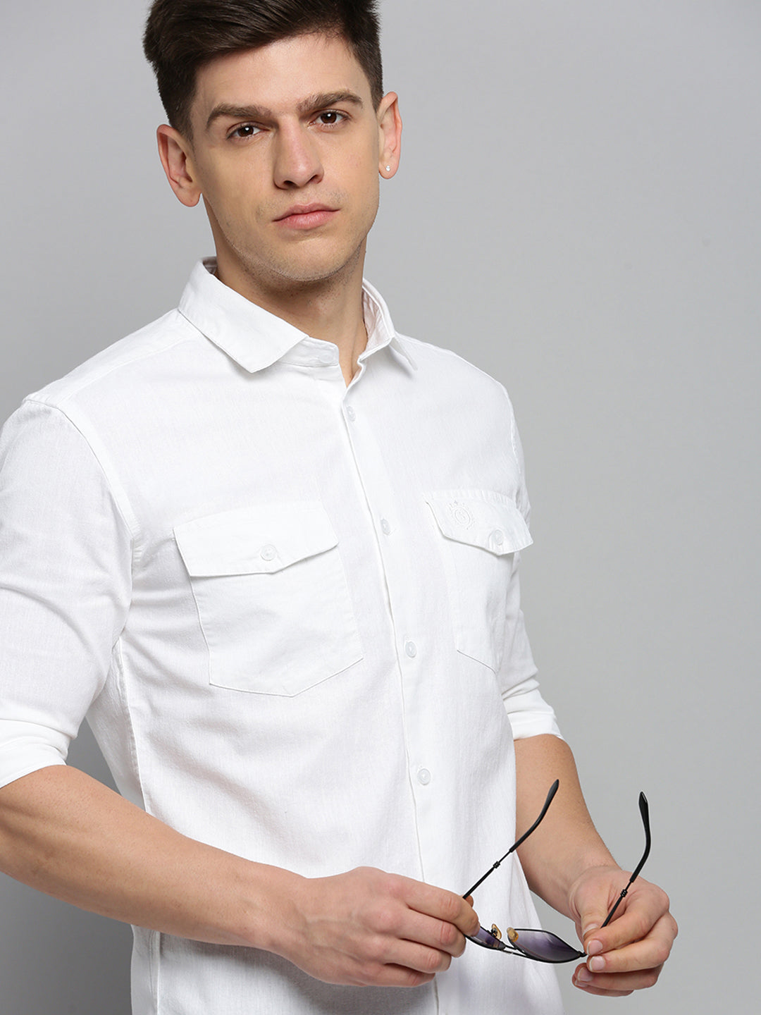 Men White Solid Casual Shirt