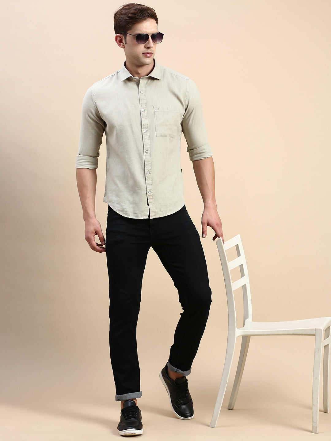 Men Green Solid Casual Shirt