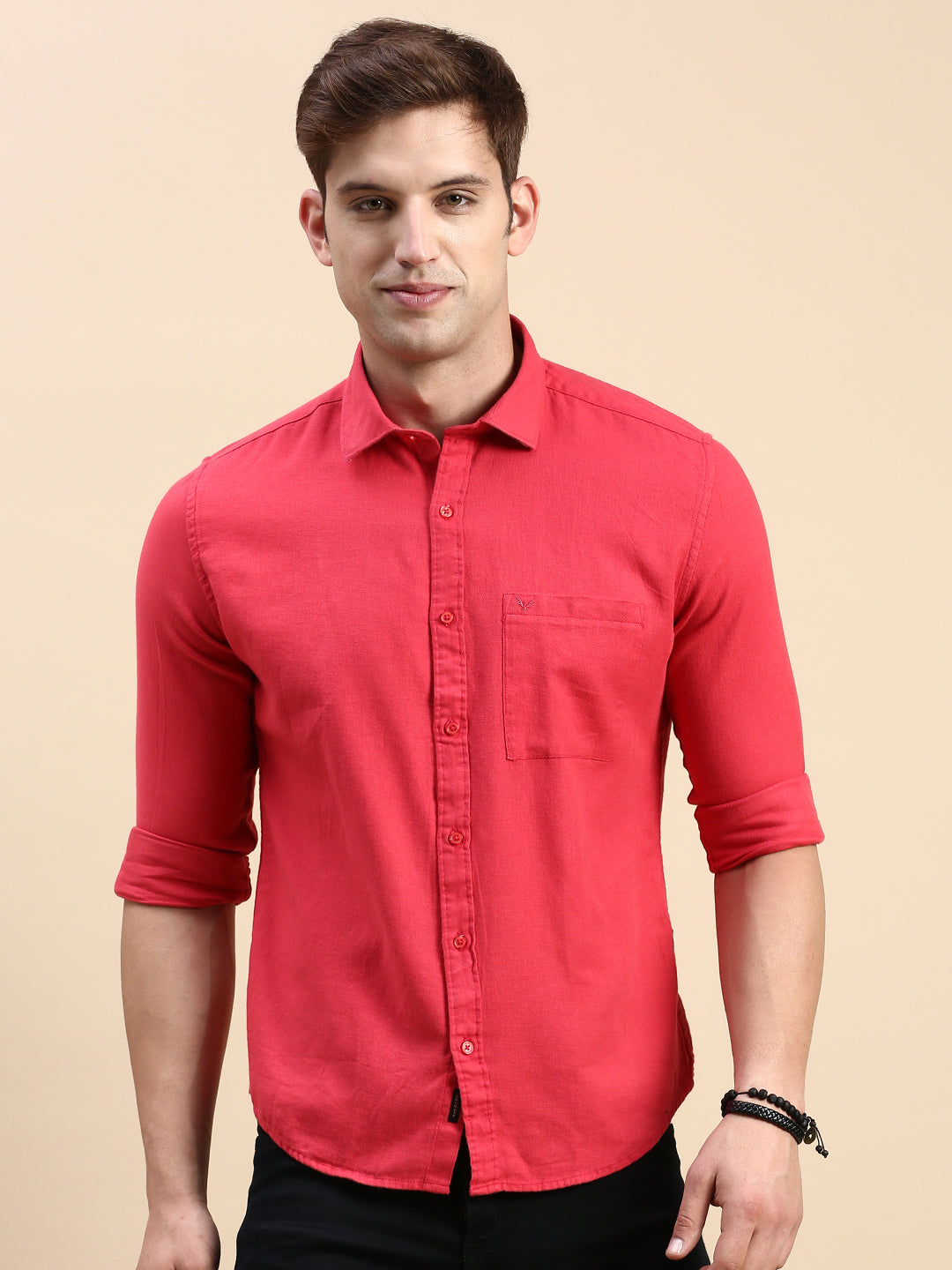 Men Magenta Solid Casual Shirt