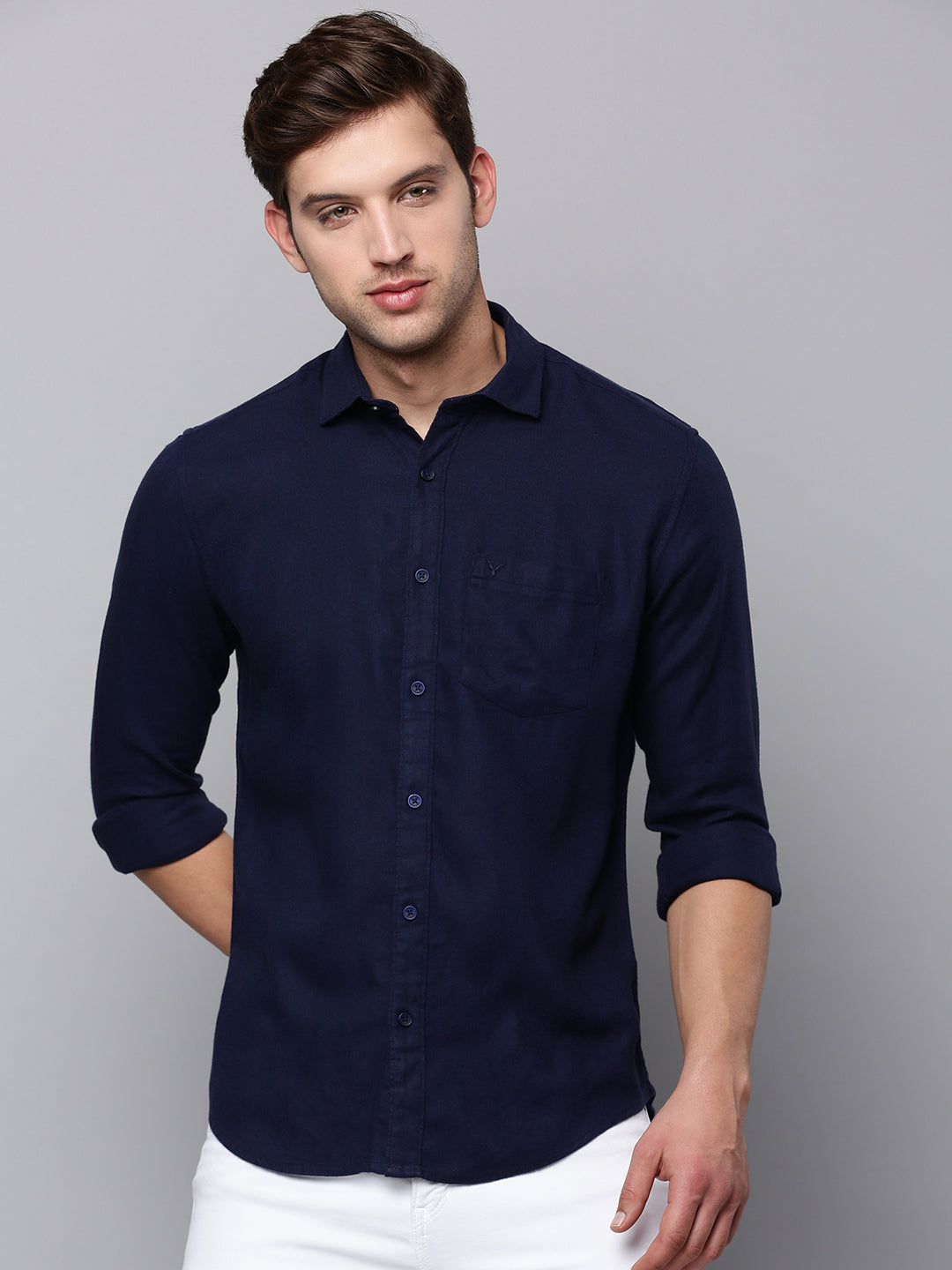 Men Navy Solid Casual Shirt