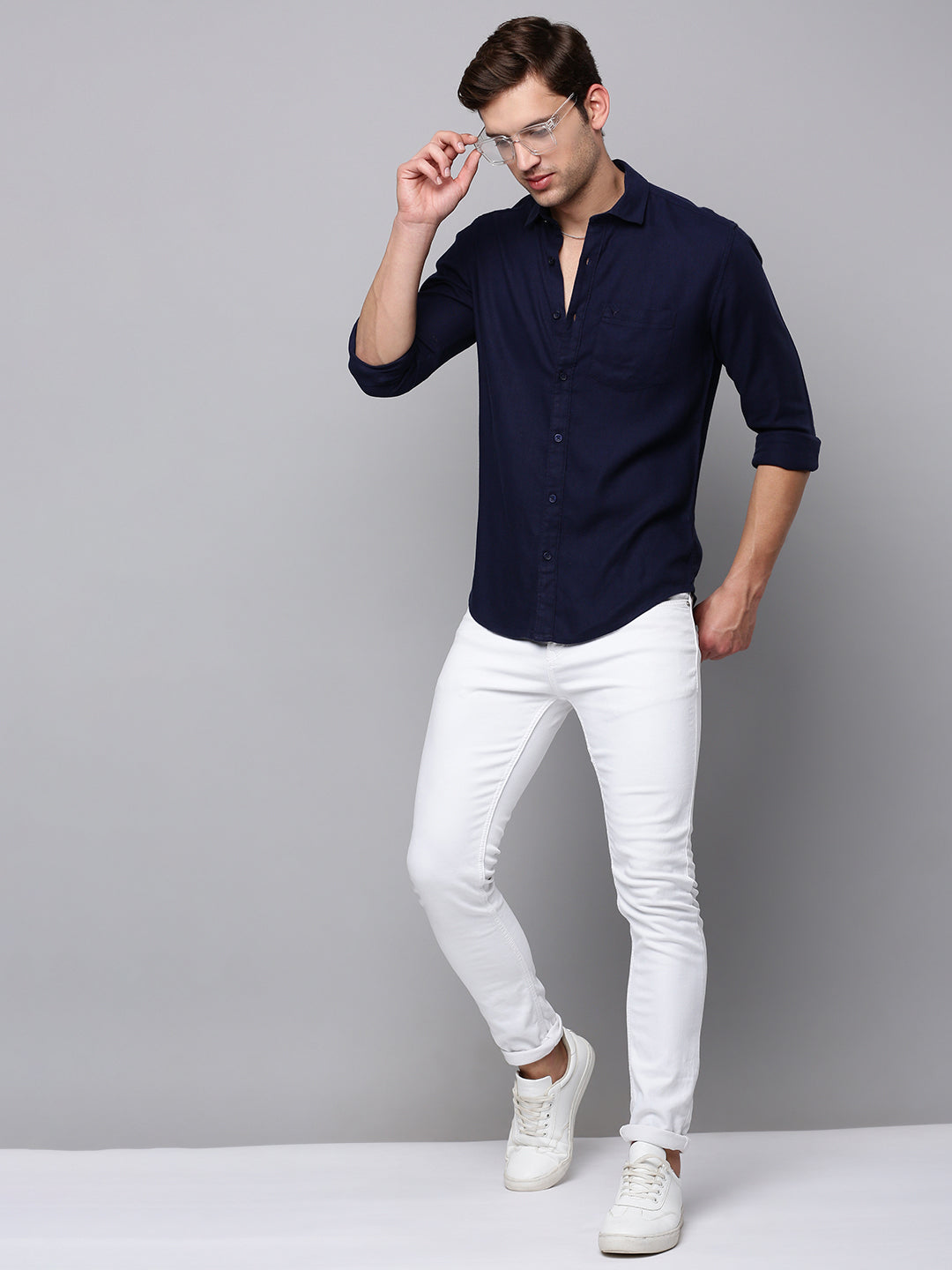 Men Navy Solid Casual Shirt