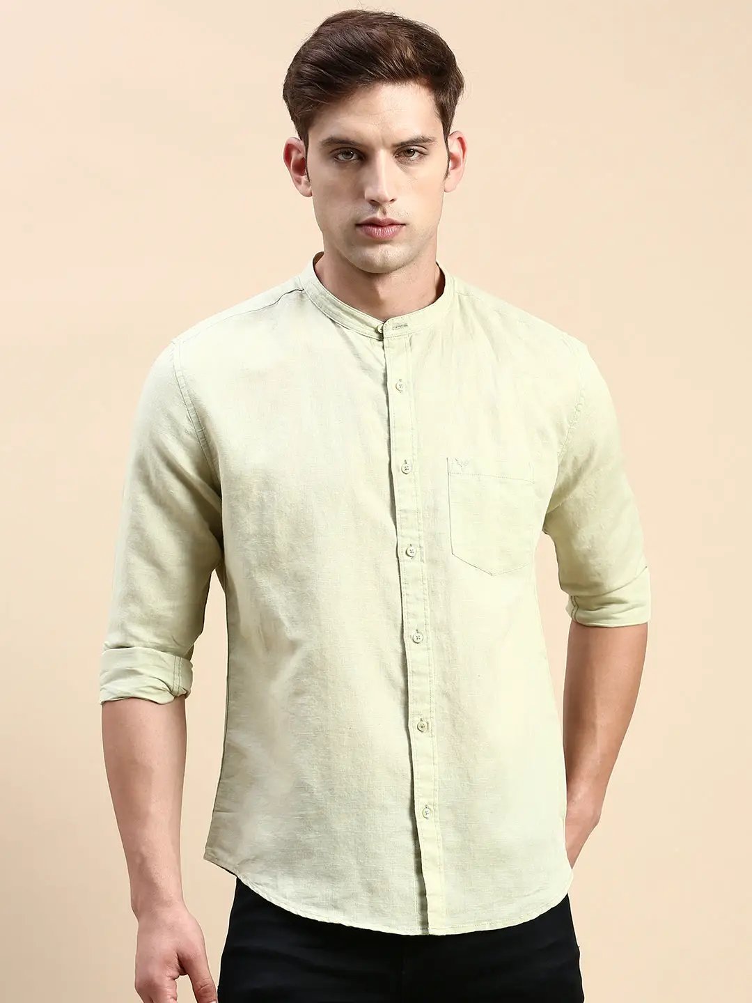 Men's Green Solid Casual Shirt