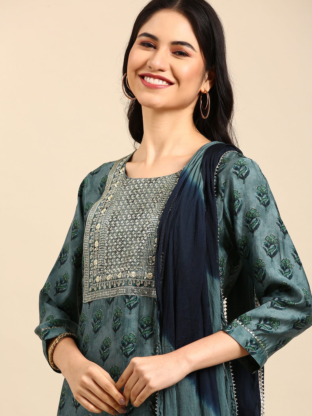 Women's Blue Floral Embroidered Thread Work Kurta Set with Dupatta