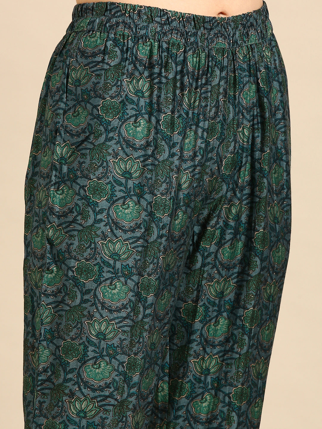 Women's Blue Floral Embroidered Thread Work Kurta Set with Dupatta