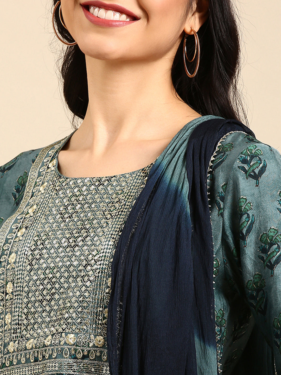 Women's Blue Floral Embroidered Thread Work Kurta Set with Dupatta