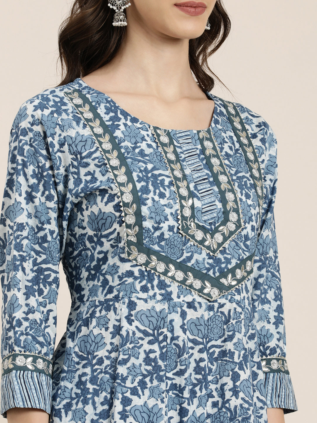 Women Blue Floral Kurta Set