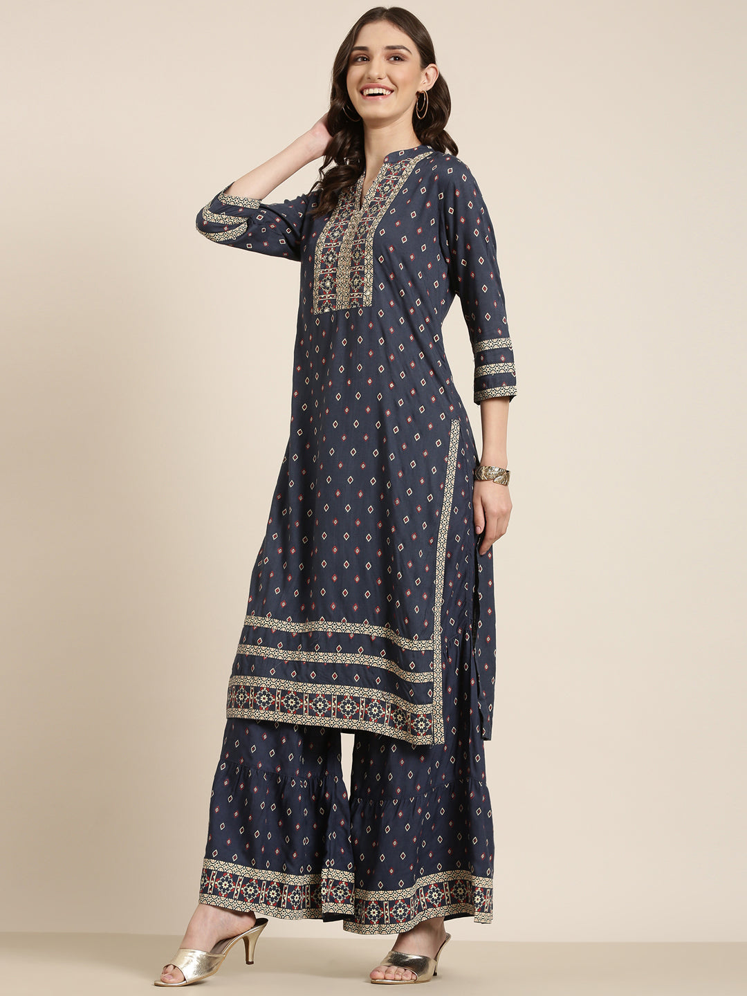 Women Navy Blue Geometrical Kurta Set