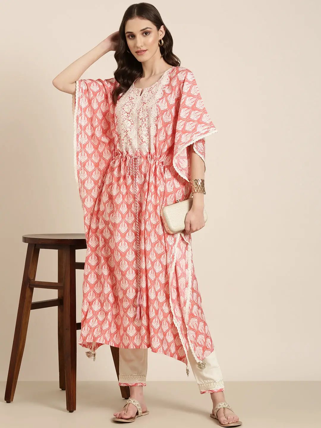 Women's Coral Printed Thread Work Kurta Set - from SHOWOFFFF