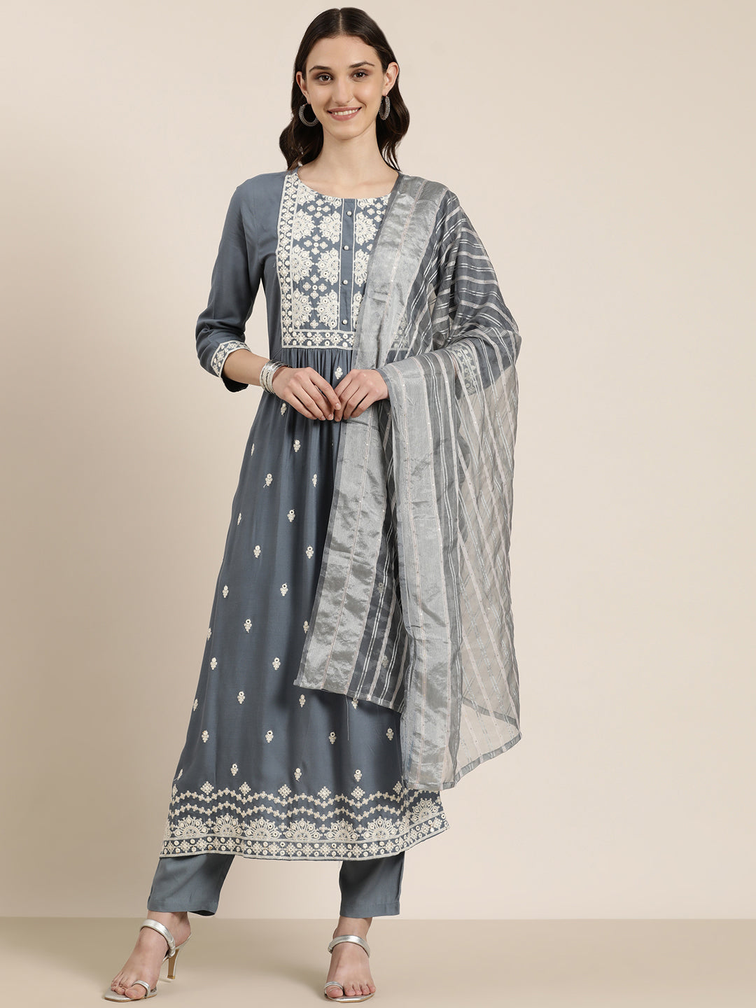 Women Grey Solid Kurta Set