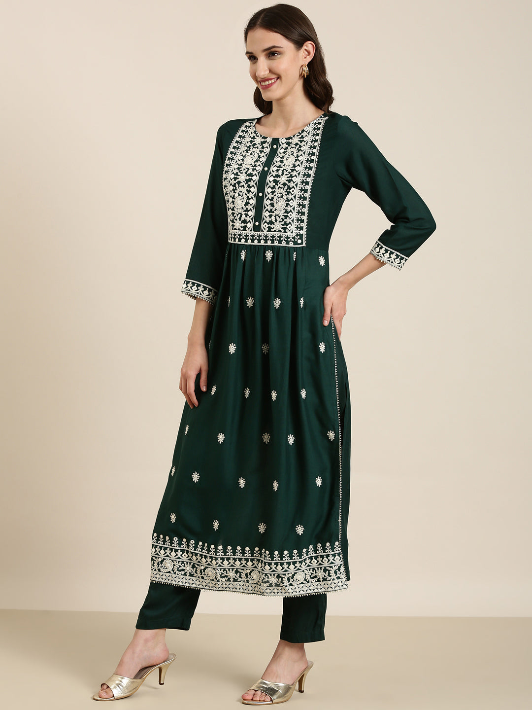 Women Green Solid Kurta Set