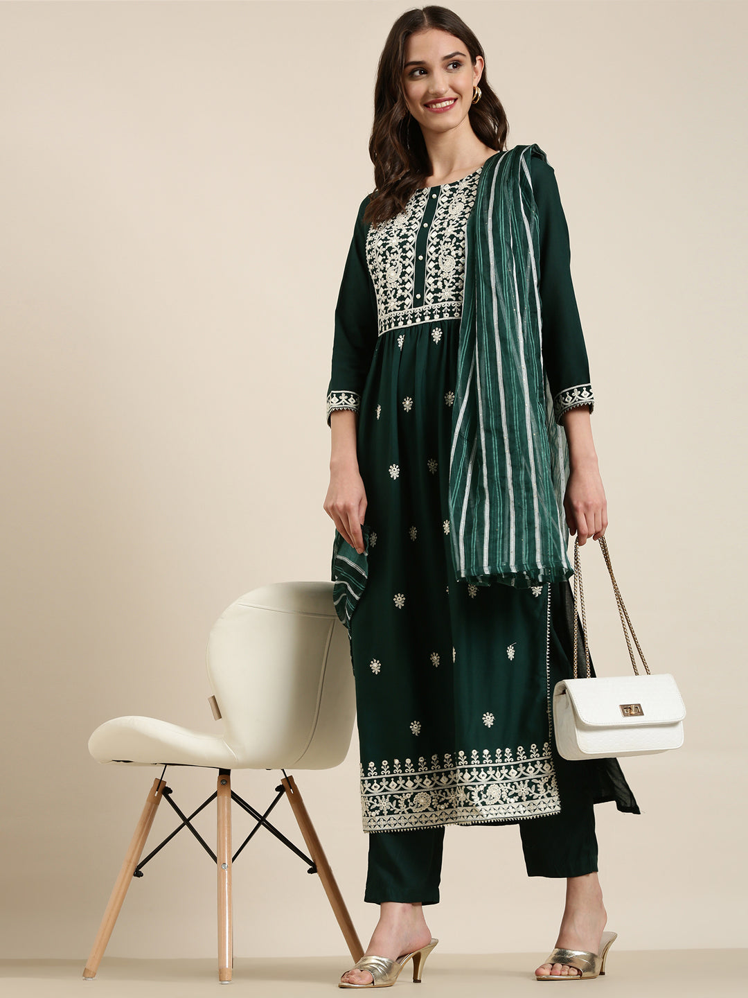 Women Green Solid Kurta Set