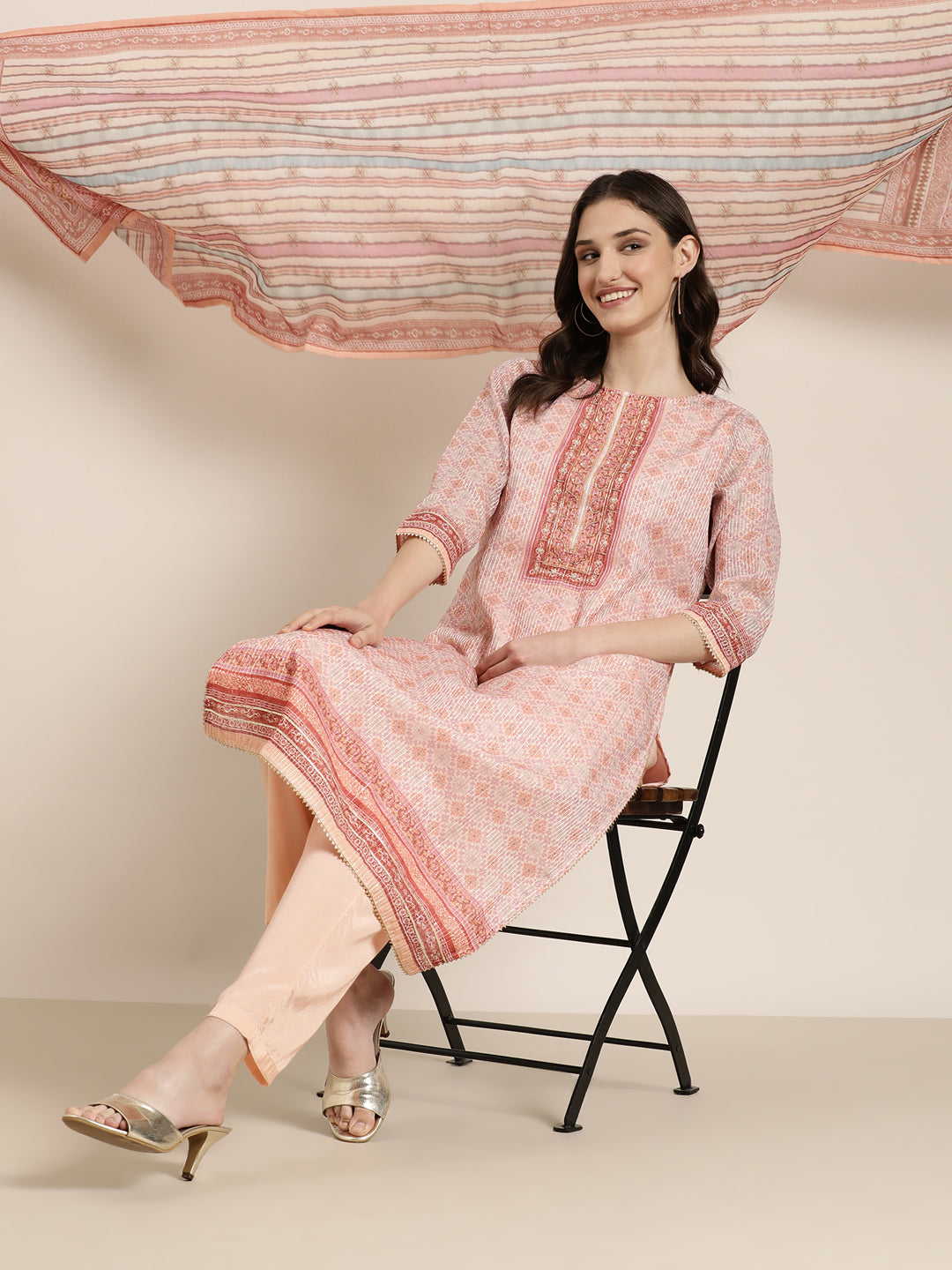 Women Peach Floral Kurta Set