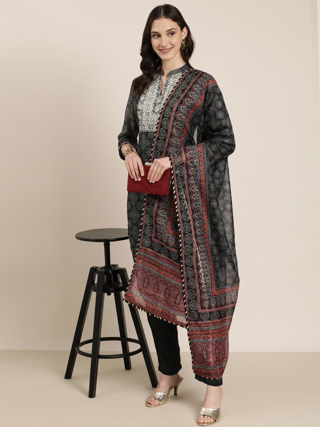 Women Green Printed Kurta Set