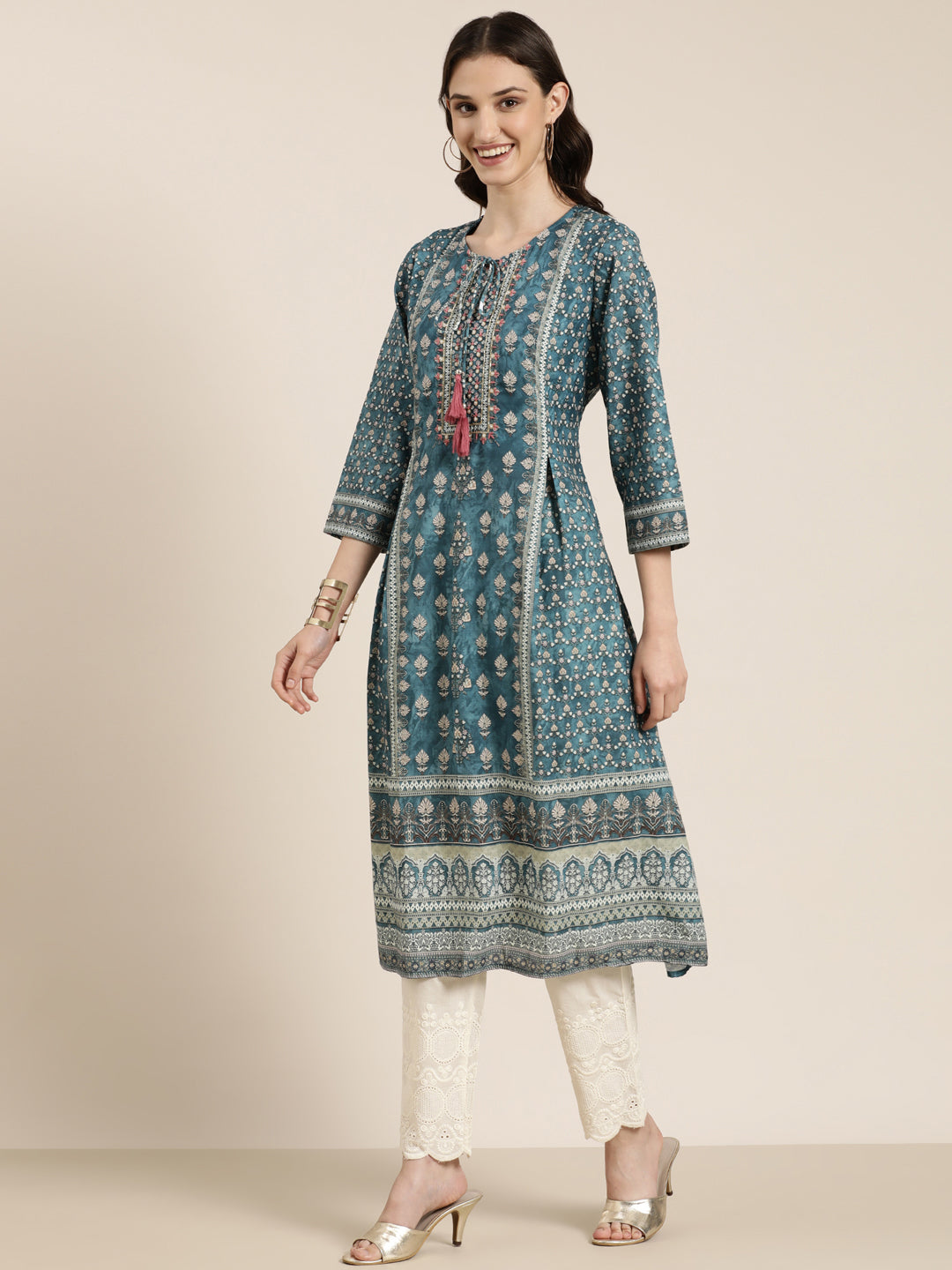 Women Teal Floral Kurta Set