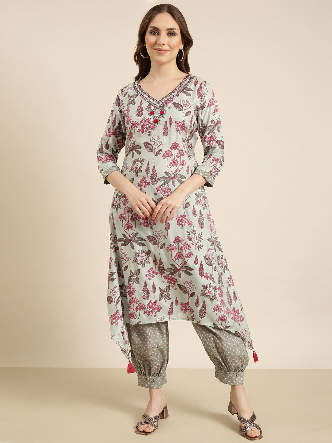 Women A-Line Grey Floral Kurta and Patiala Set