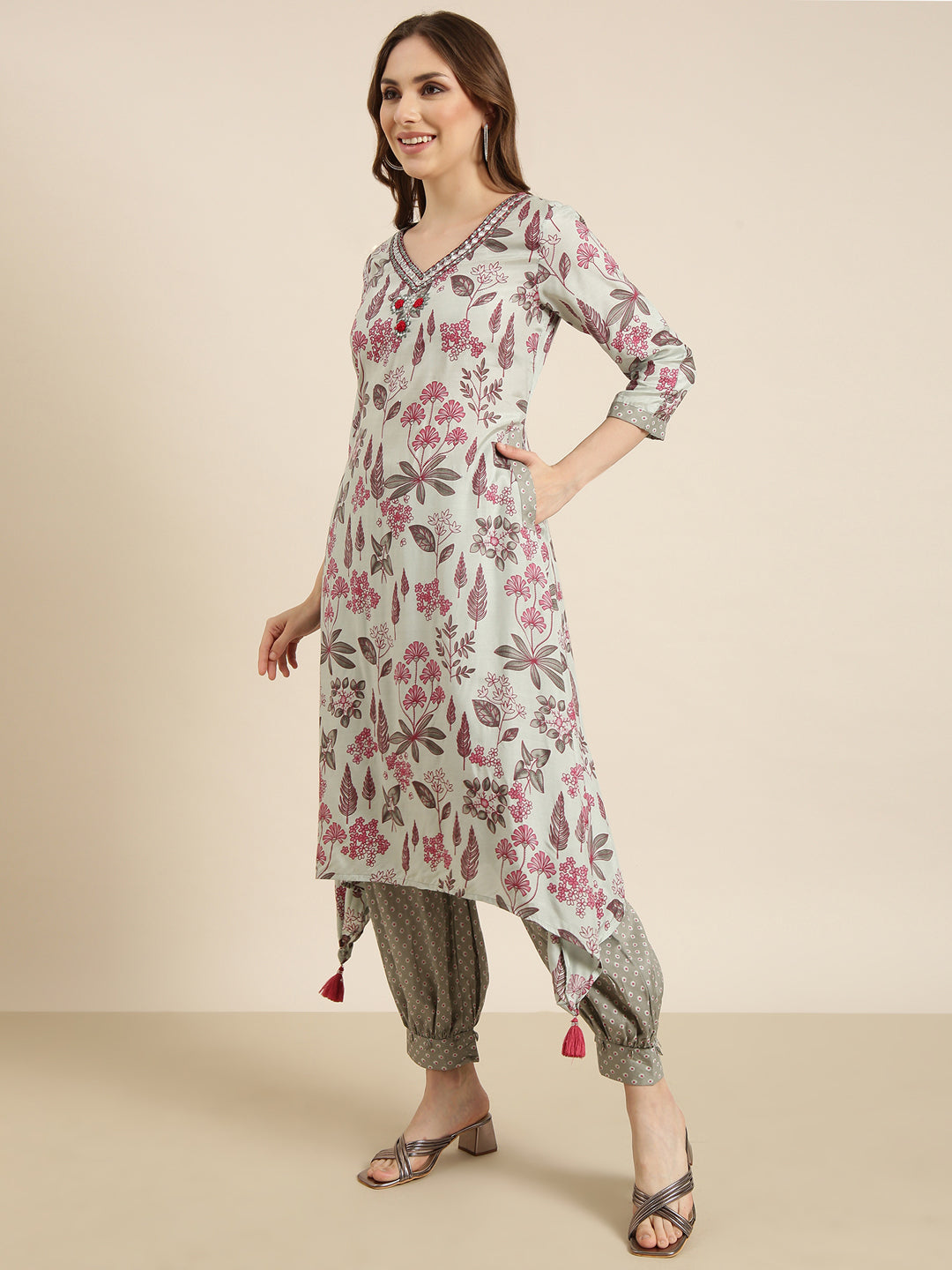 Women A-Line Grey Floral Kurta and Patiala Set