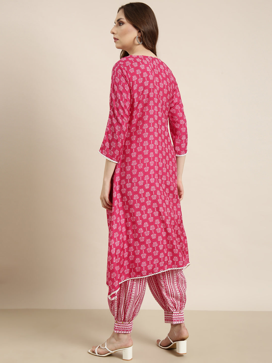 Women A-Line Pink Ethnic Motifs Kurta and Patiala Set