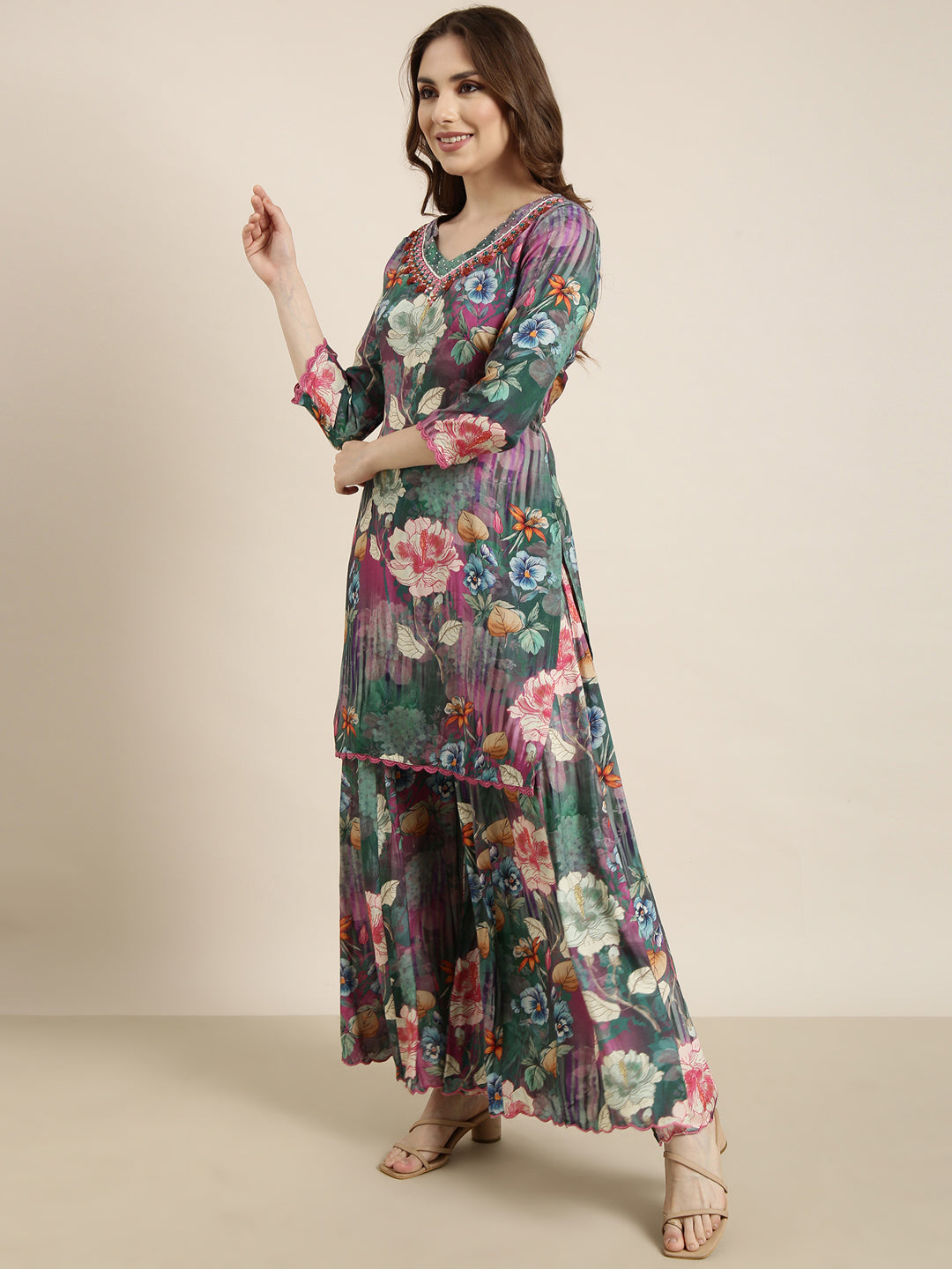 Women Straight Green Floral Kurti and Palazzos Set Comes With Dupatta