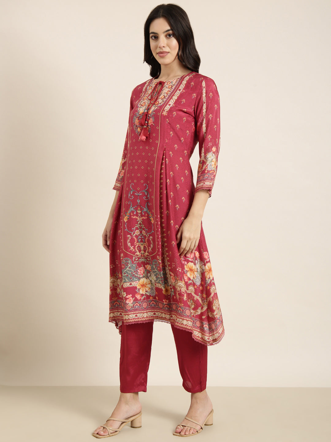 Women Straight Pink Floral Kurta and Trousers Set Comes With Dupatta