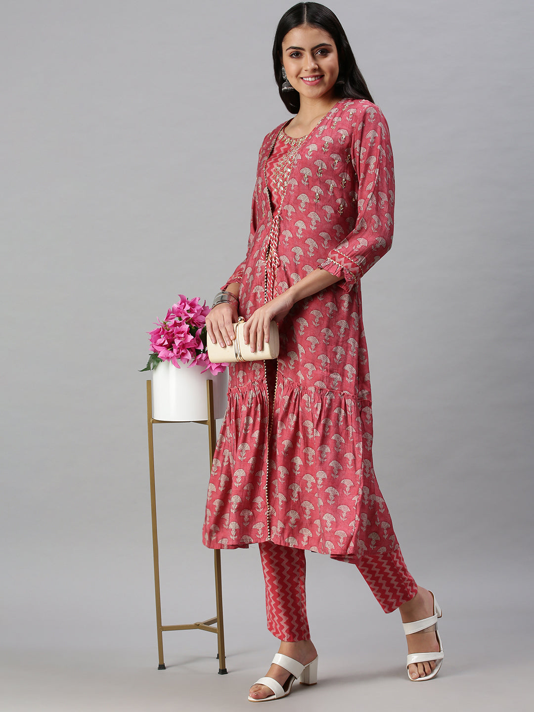 Women's Pink Printed Kurta Sets