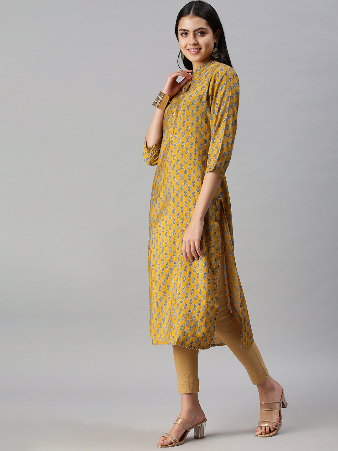 Women's Mustard Printed Straight Kurta