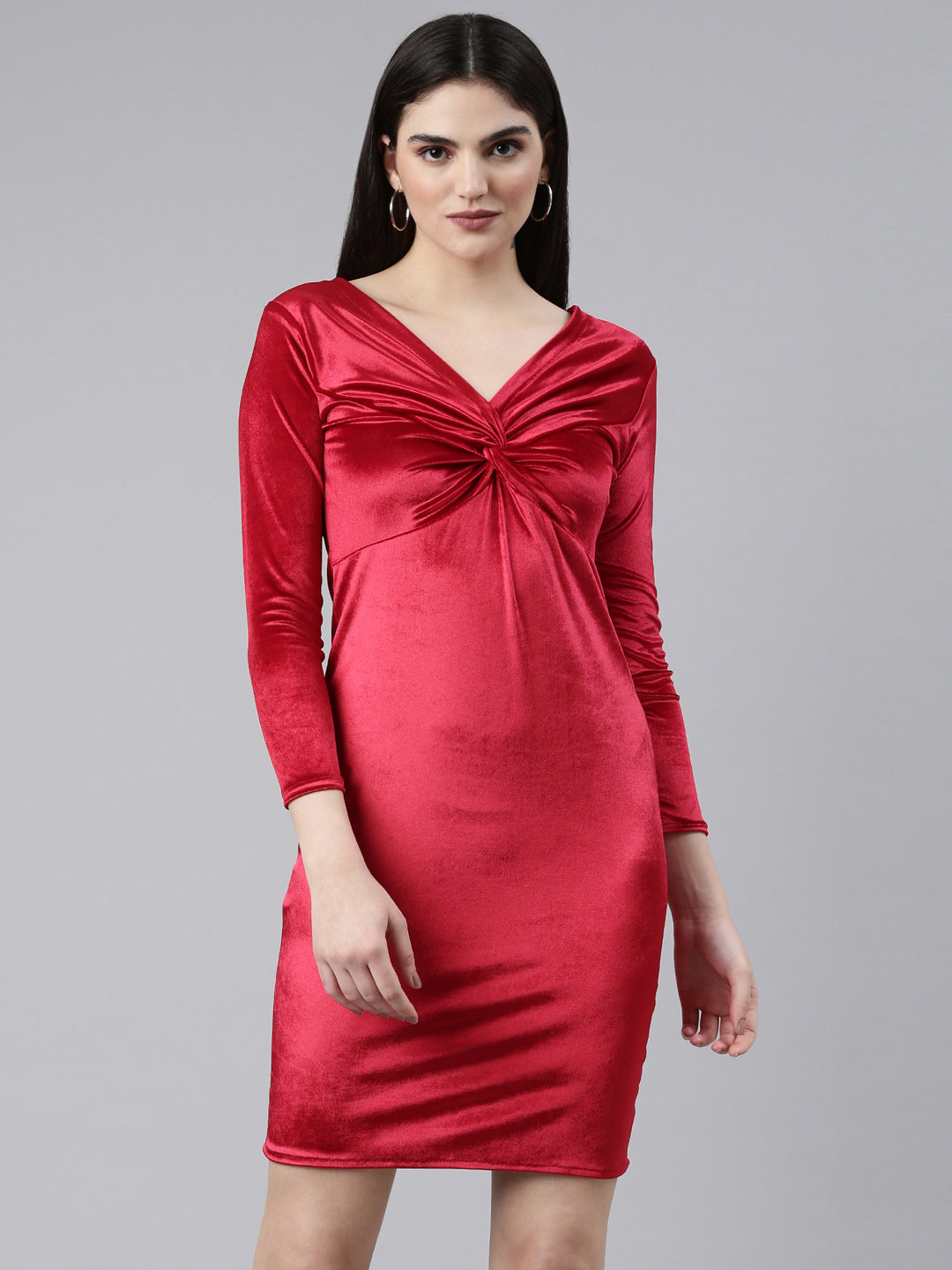 Women Red Solid Sheath Dress