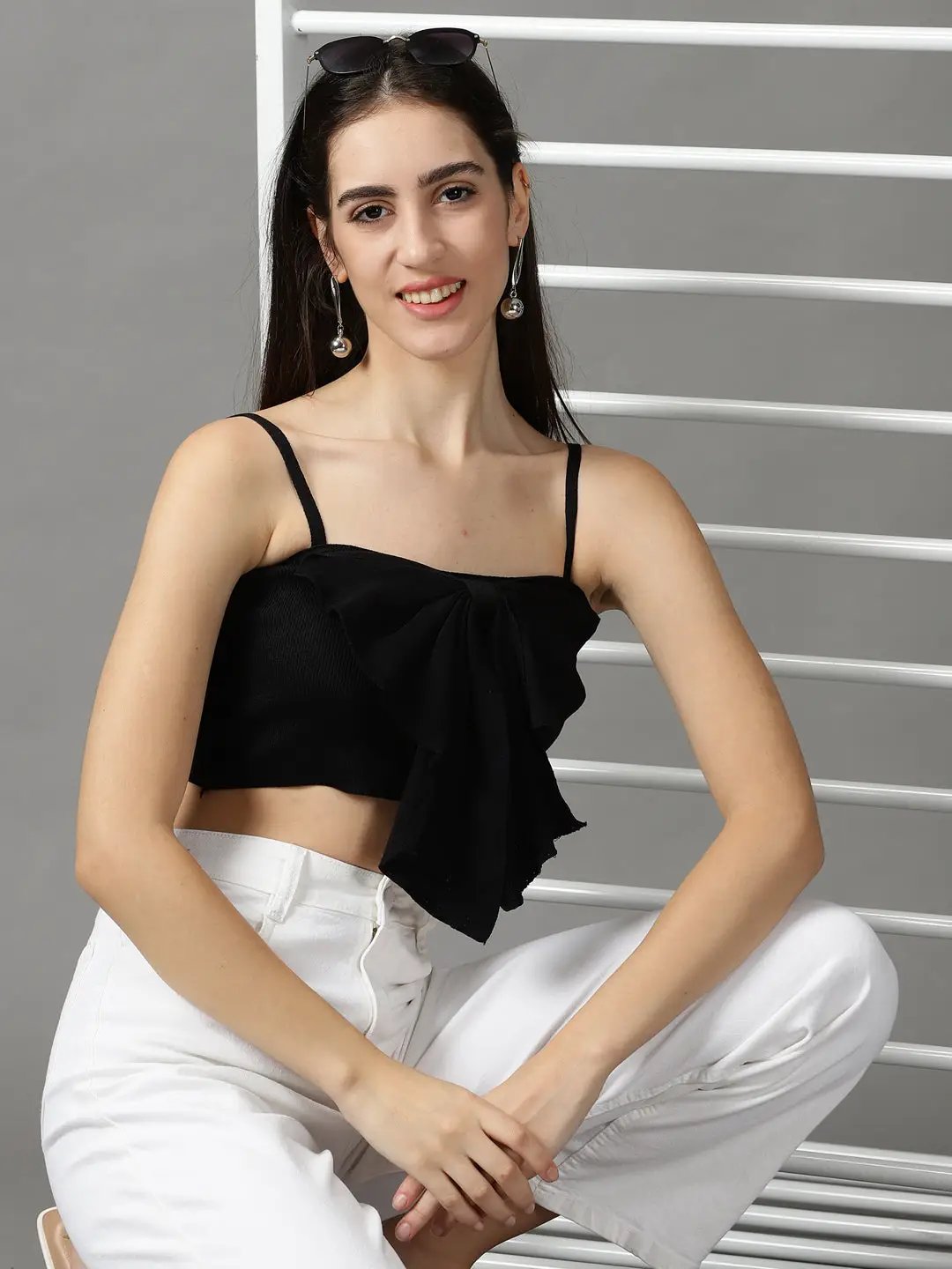 Women's Black Solid Fitted Crop Top