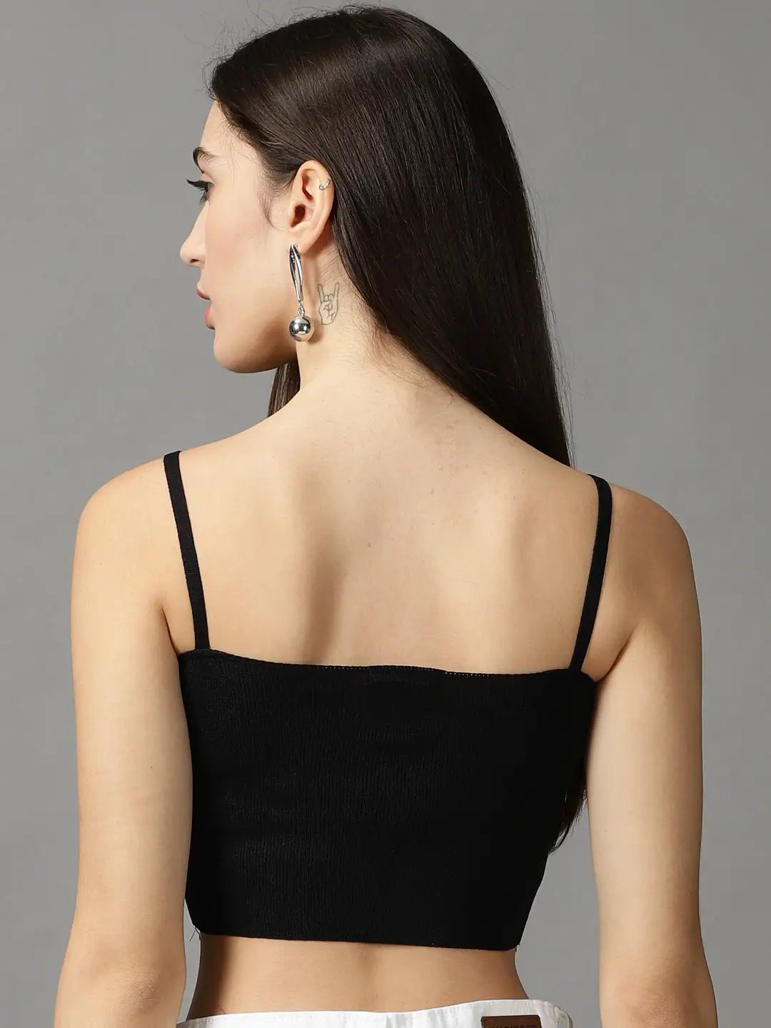 Women's Black Solid Fitted Crop Top
