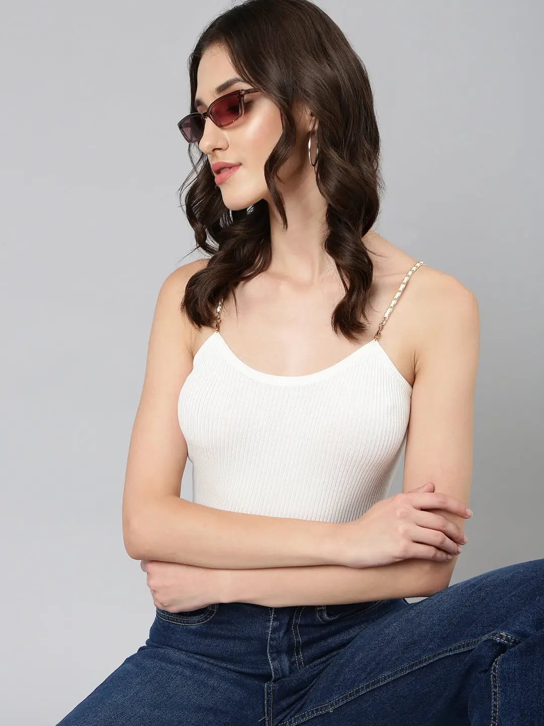 Women's Off White Solid Fitted Crop Top
