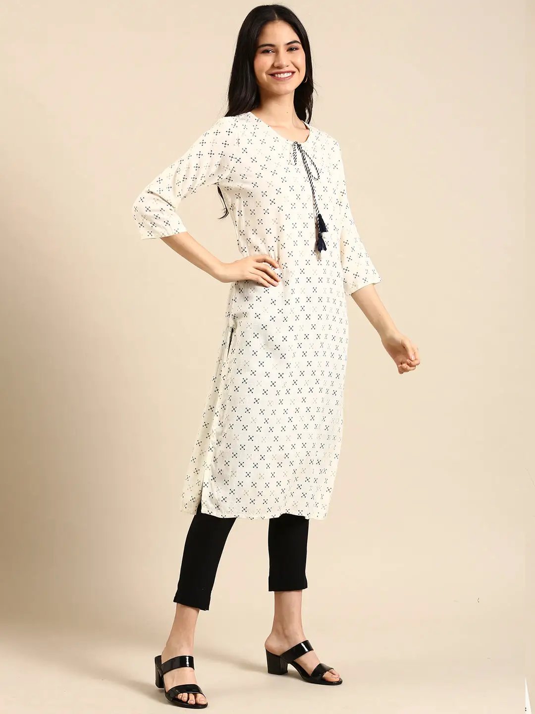 Women's Cream Printed Straight Kurta