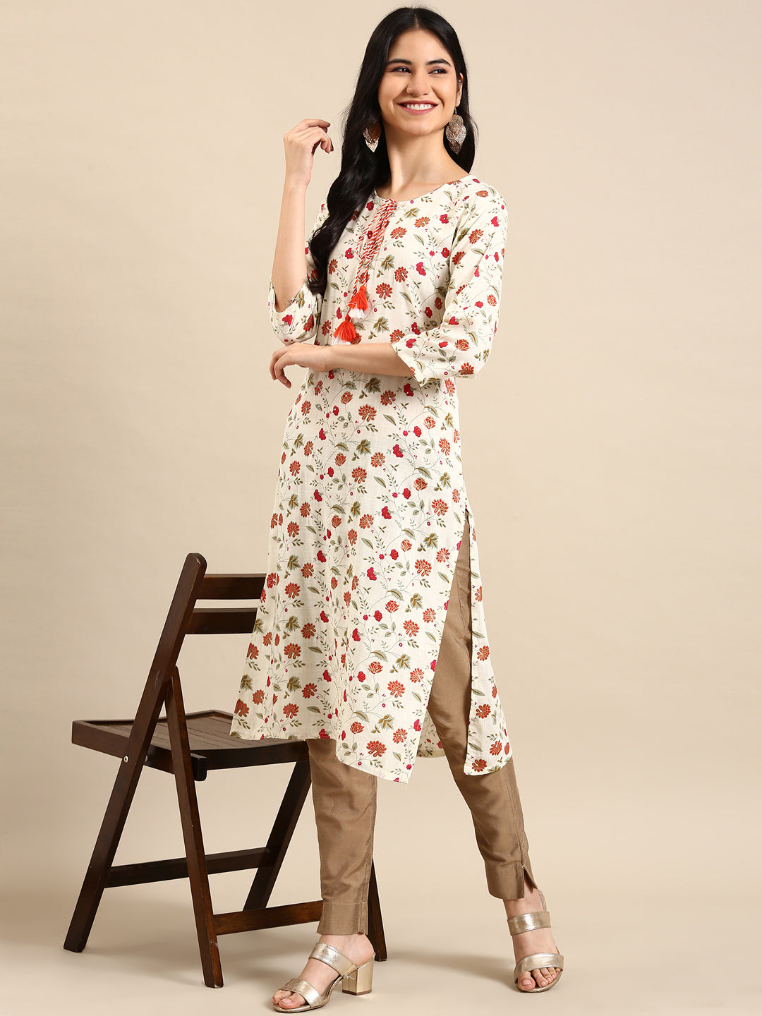 Women's Cream Printed Straight Kurta