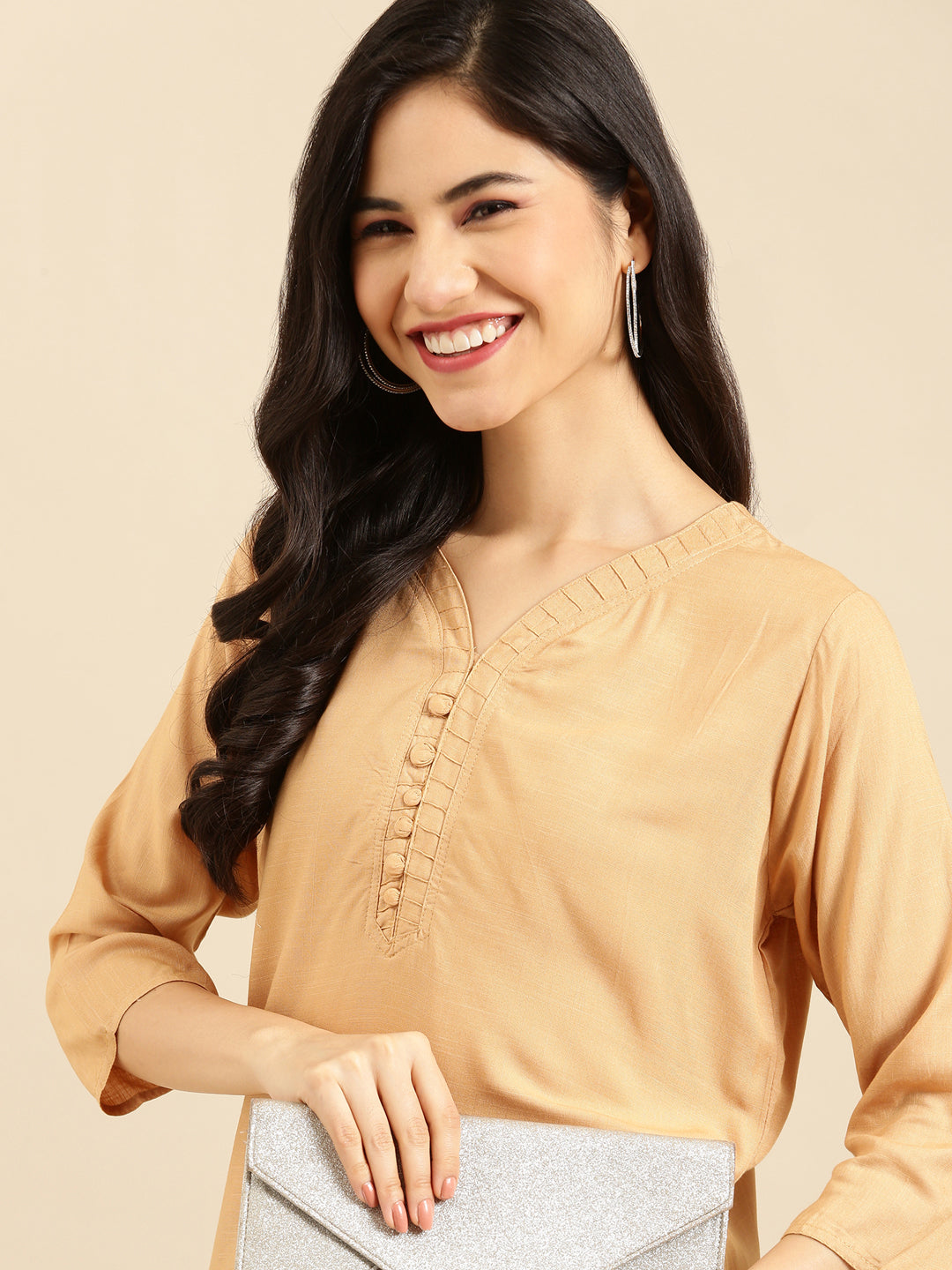 Women's Beige Solid Straight Kurti