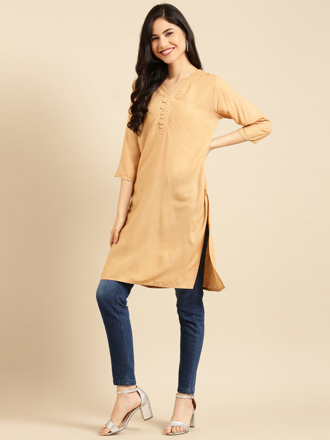 Women's Beige Solid Straight Kurti