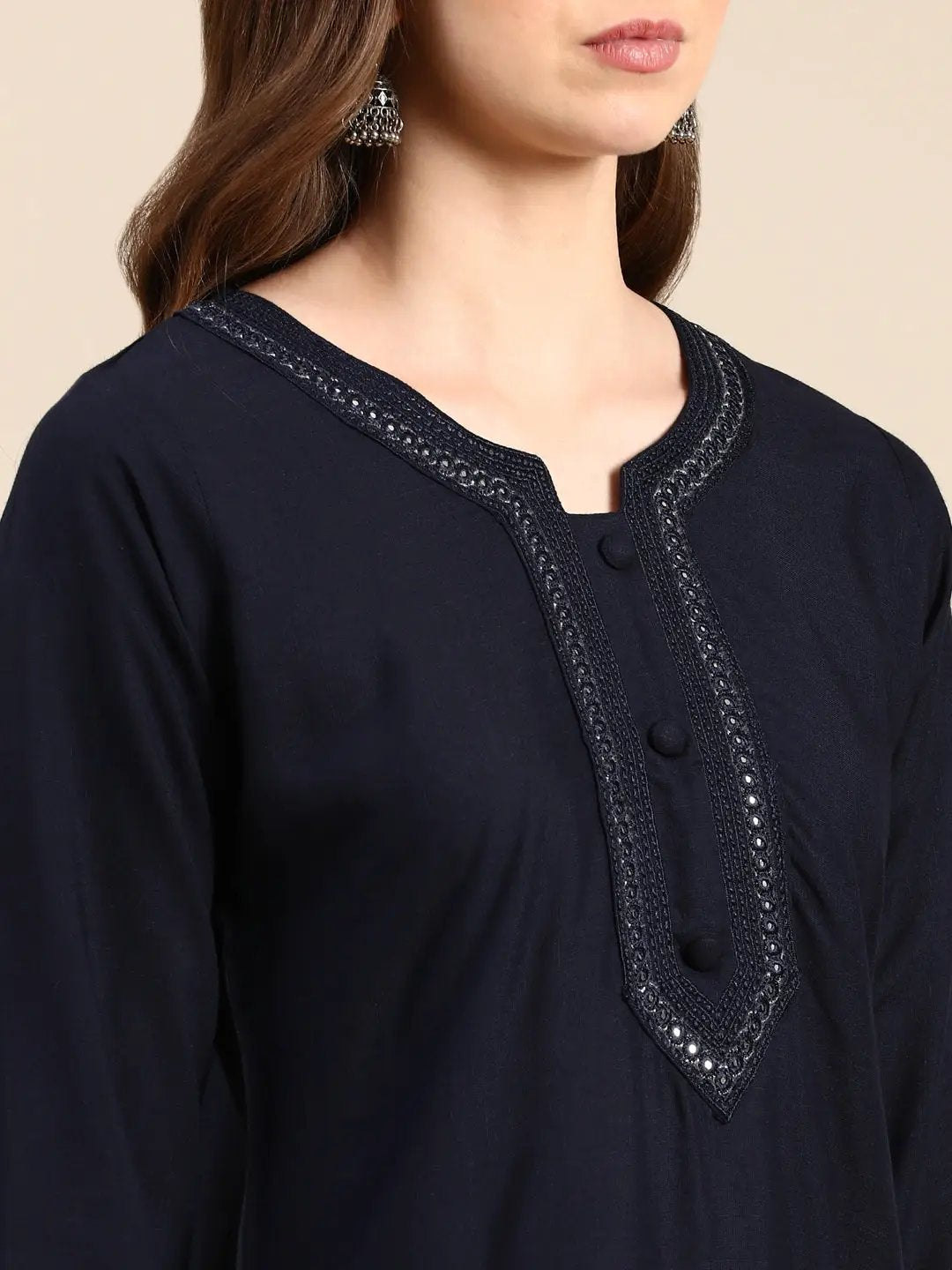 Women's Navy Blue Solid Straight Kurta