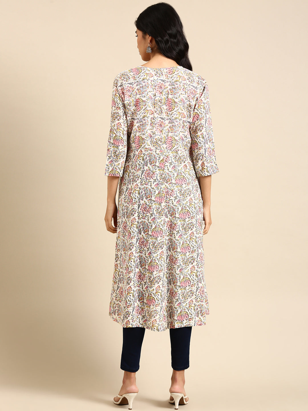 Women's White Printed Straight Kurta